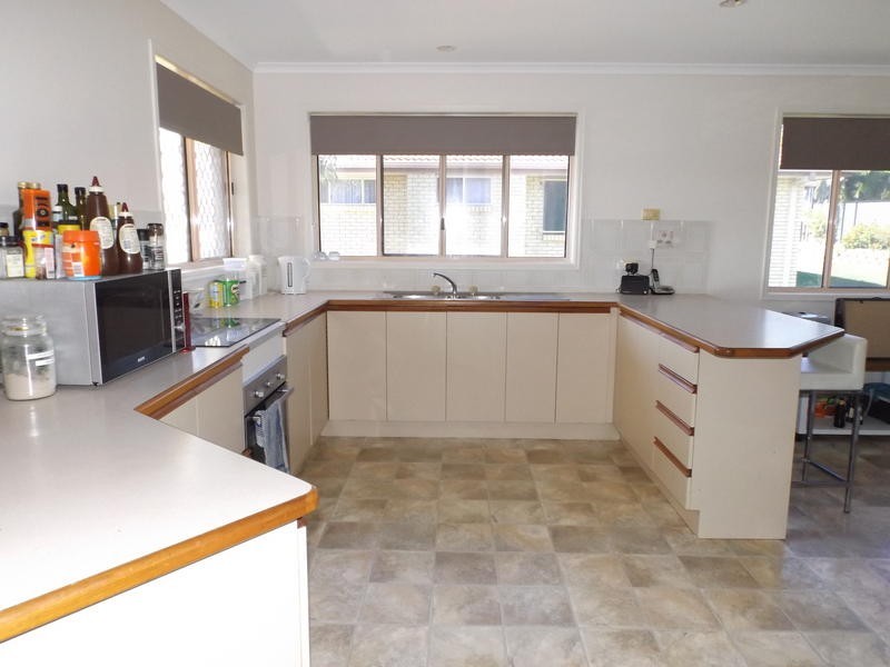 57 Hillcrest Avenue, Scarness QLD 4655