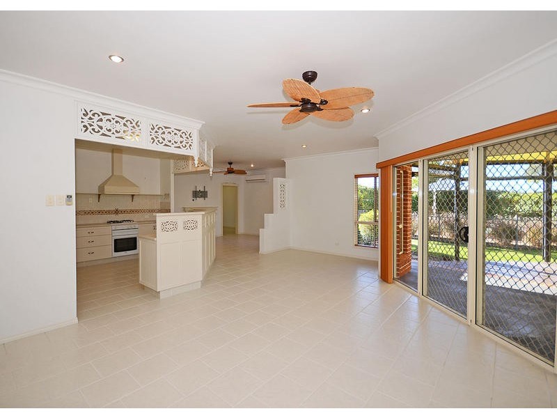 31 Jonwest Close, Torquay QLD 4655