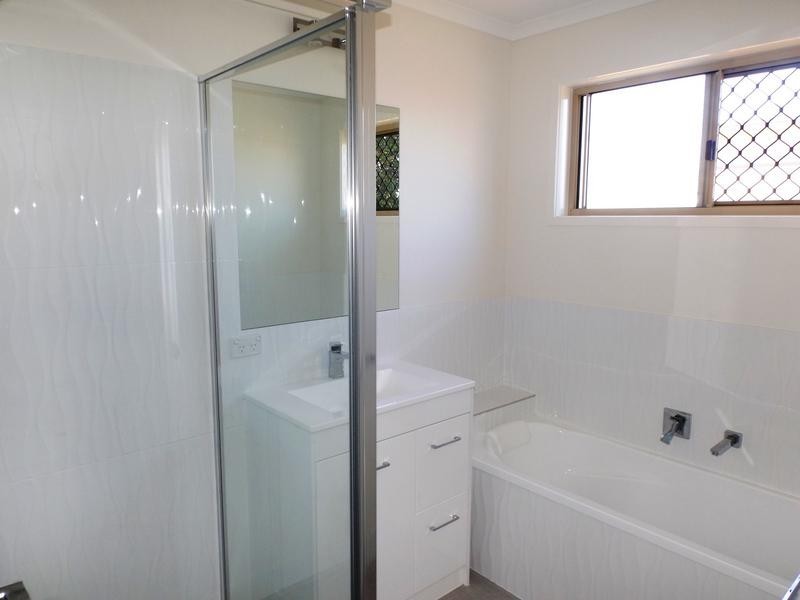 5 Jovi Crt, Scarness QLD 4655