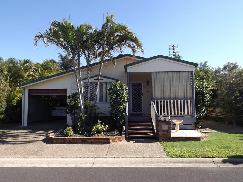 6 / 59 Truro St, Torquay QLD 4655