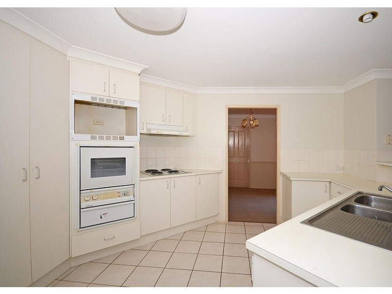 14 Mackay Dr, Kawungan QLD 4655