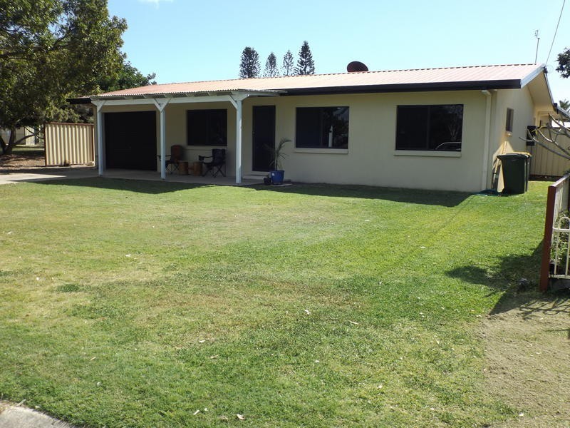 174 Truro St, Urangan QLD 4655