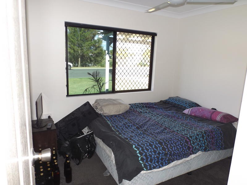 174 Truro St, Urangan QLD 4655