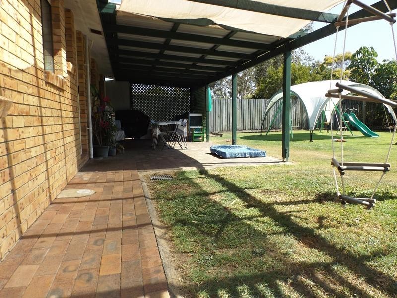 30 Sunset Cr, Torquay QLD 4655