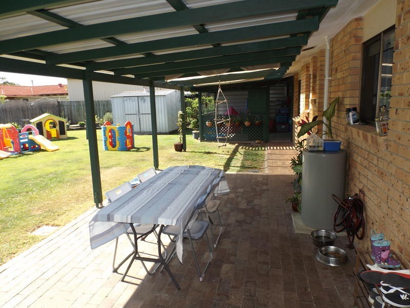 30 Sunset Cr, Torquay QLD 4655