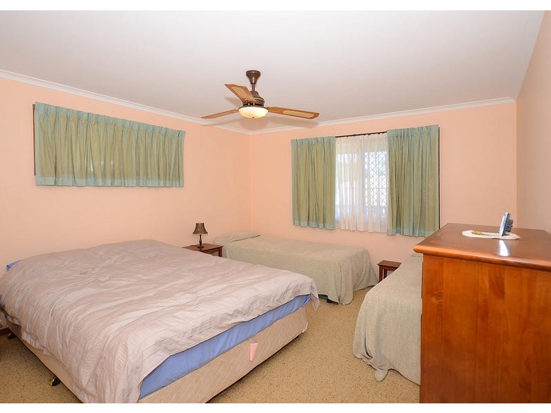 87 Spence St, Point Vernon QLD 4655