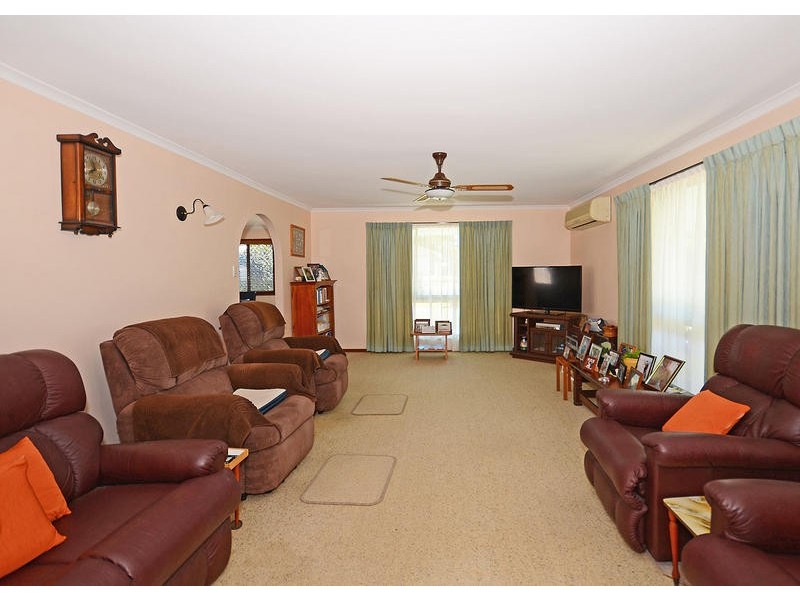 87 Spence St, Point Vernon QLD 4655