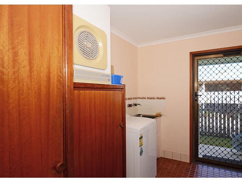 87 Spence St, Point Vernon QLD 4655