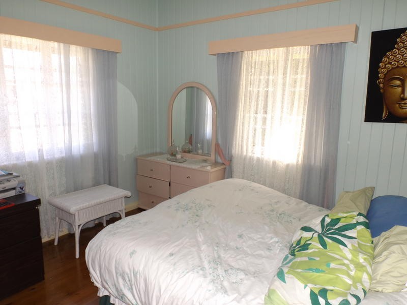 194 Torquay Rd, Scarness QLD 4655