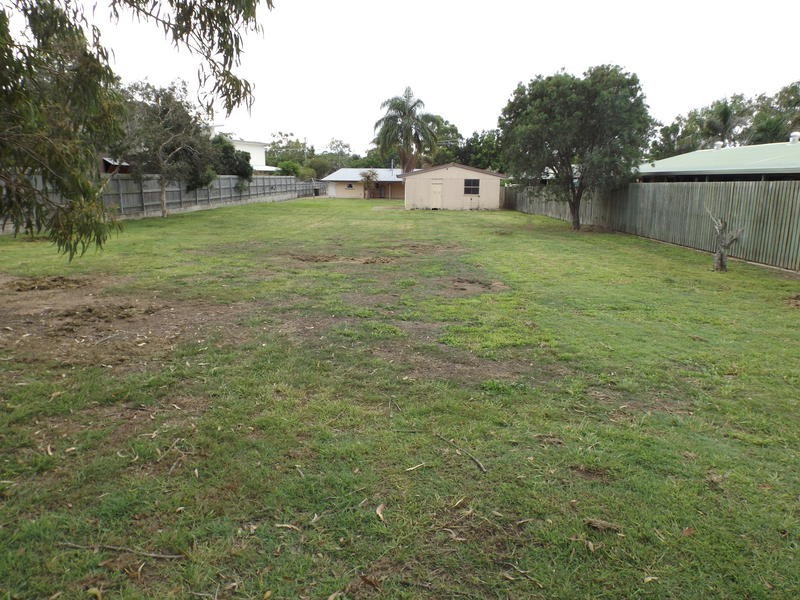 11 Totness St, Scarness QLD 4655