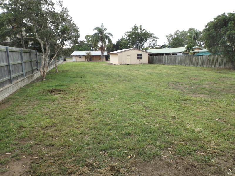11 Totness St, Scarness QLD 4655