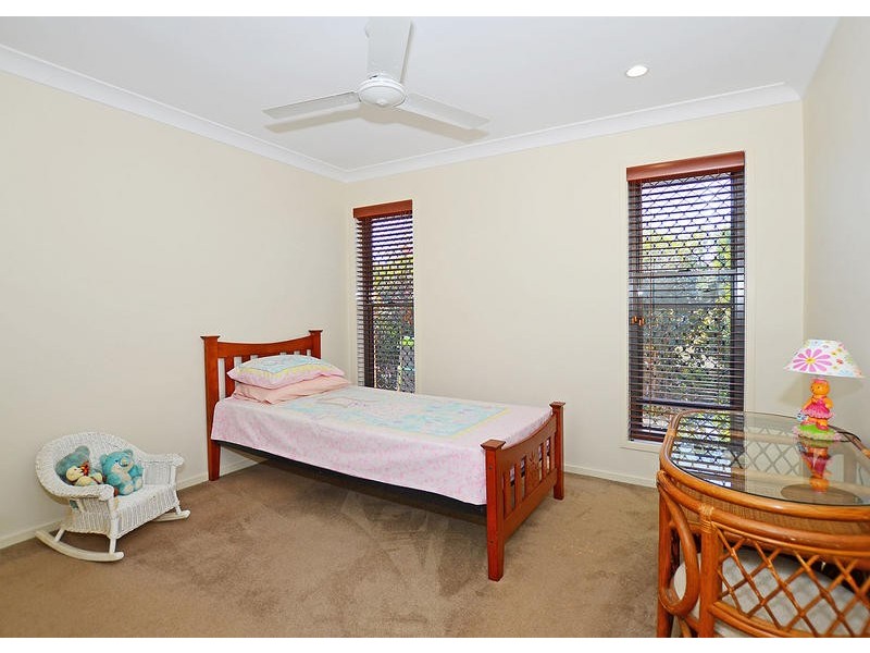 3 Bayridge Heights Dr, Nikenbah QLD 4655