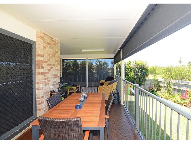 3 Bayridge Heights Dr, Nikenbah QLD 4655