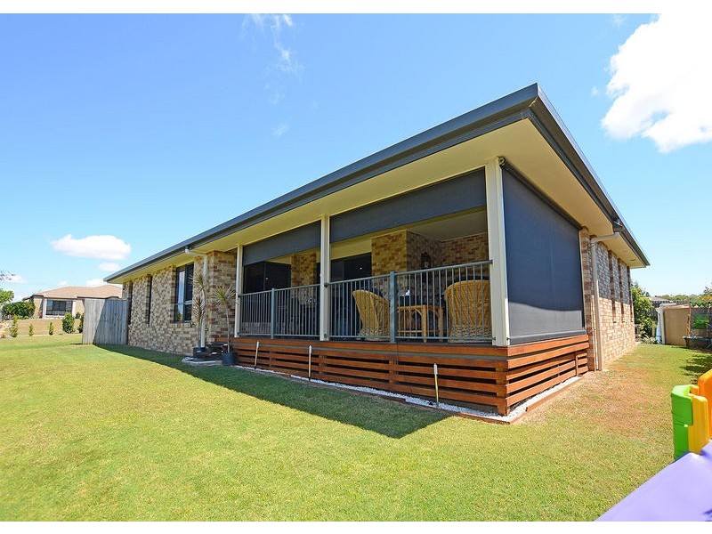 3 Bayridge Heights Dr, Nikenbah QLD 4655