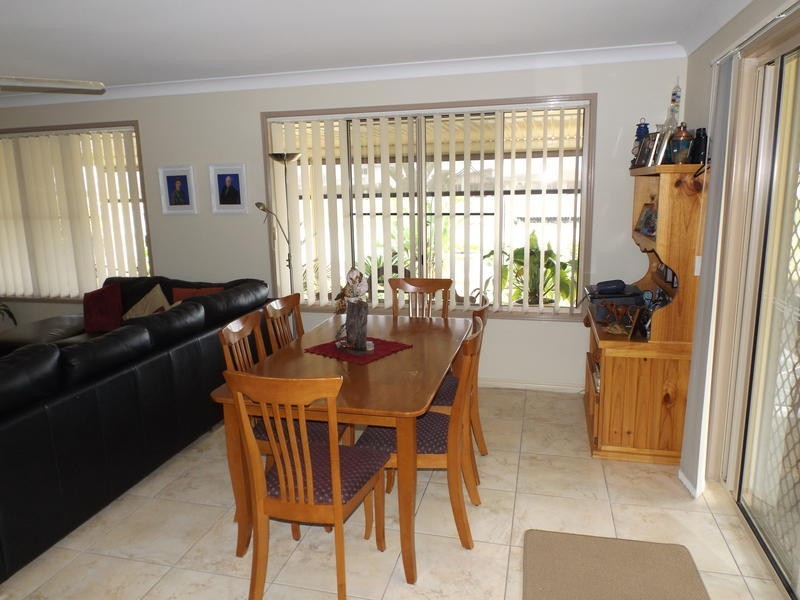 21 Lady Nelson Dr, Eli Waters QLD 4655