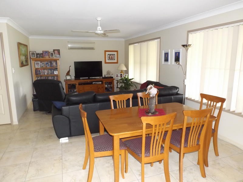 21 Lady Nelson Dr, Eli Waters QLD 4655