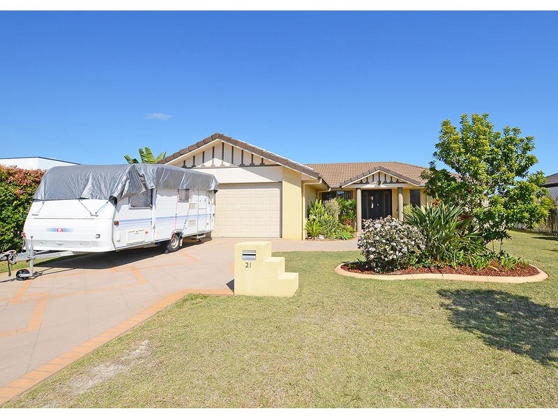 21 Lady Nelson Dr, Eli Waters QLD 4655