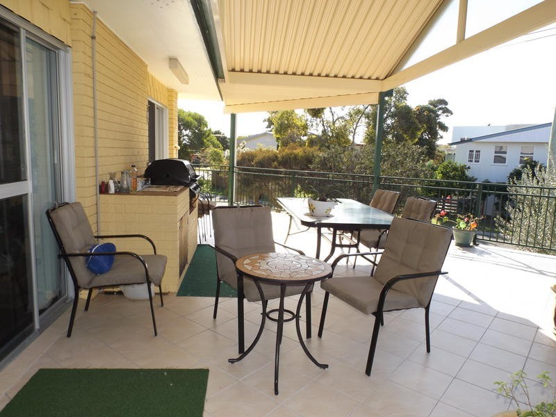 1 / 600 Esplanade, Urangan QLD 4655