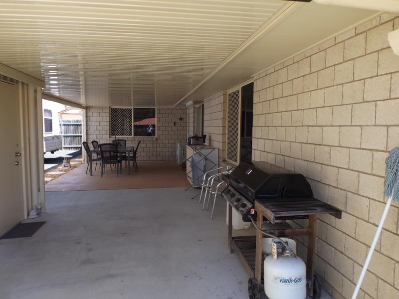 18 Topaz Cct, Urangan QLD 4655