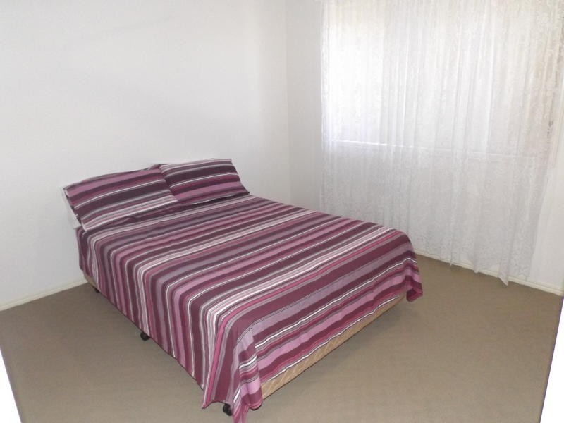 18 Topaz Cct, Urangan QLD 4655