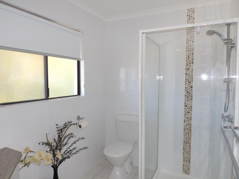 6 Jacobsen Outlook, Urraween QLD 4655