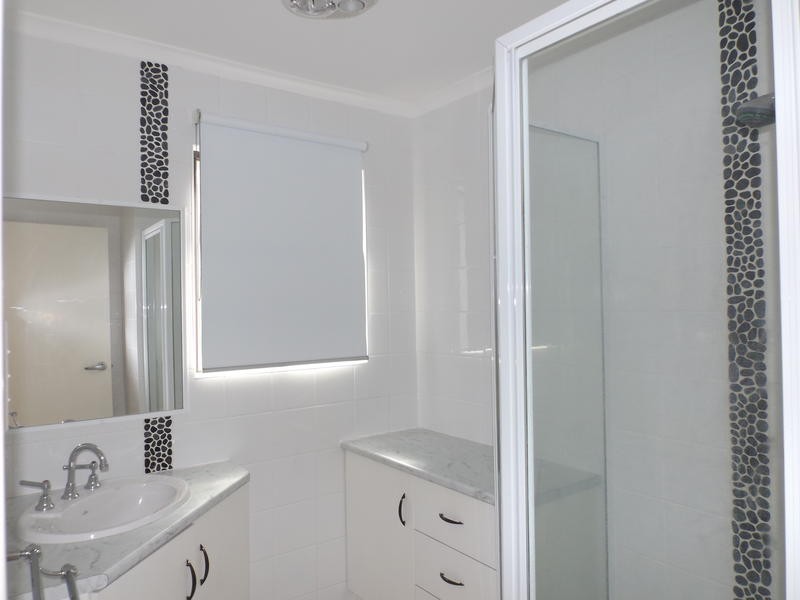 6 Jacobsen Outlook, Urraween QLD 4655