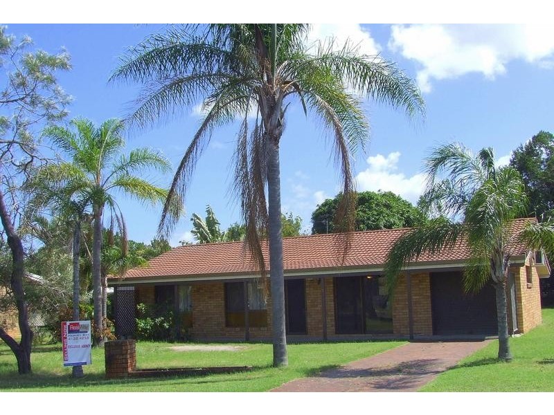 7 Christine Ave, Torquay QLD 4655