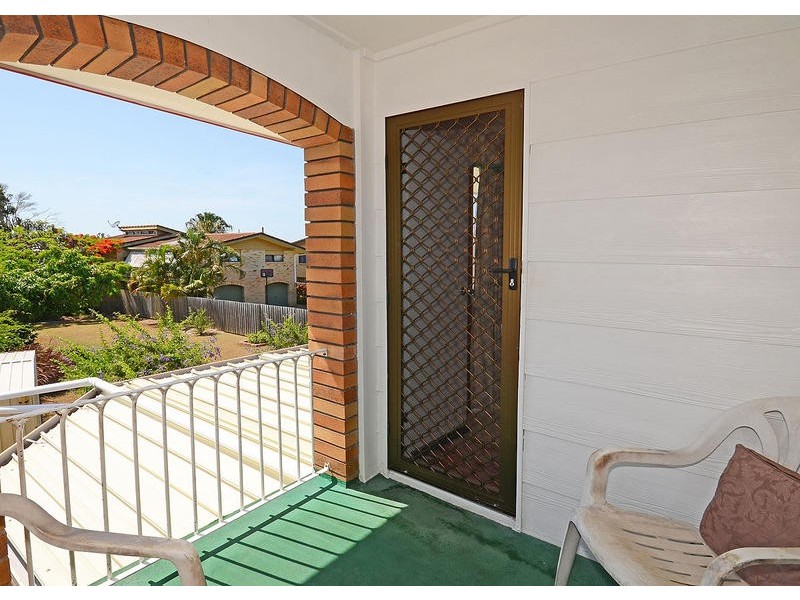 12 Flinders St, Point Vernon QLD 4655