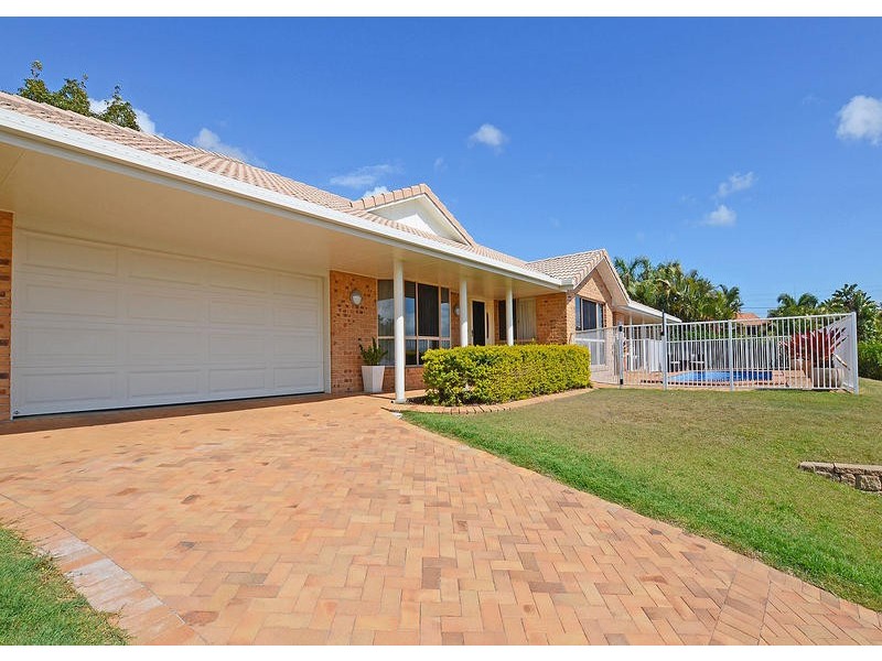3 Balmoral Ct, Urraween QLD 4655