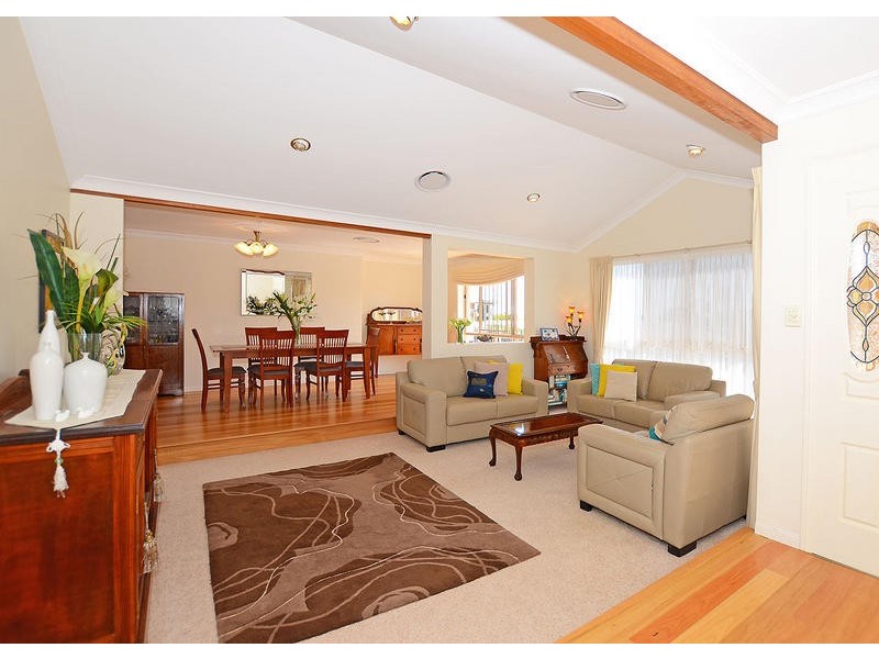 3 Balmoral Ct, Urraween QLD 4655