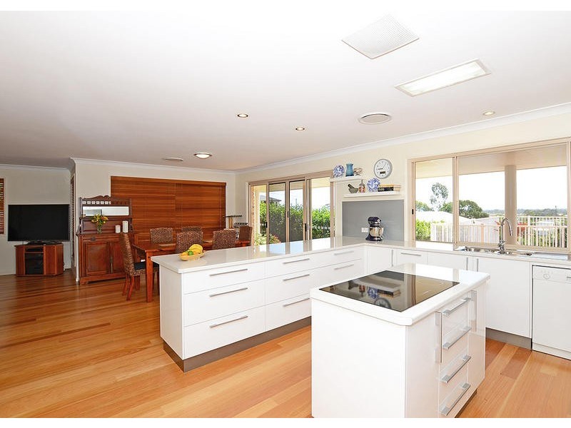 3 Balmoral Ct, Urraween QLD 4655