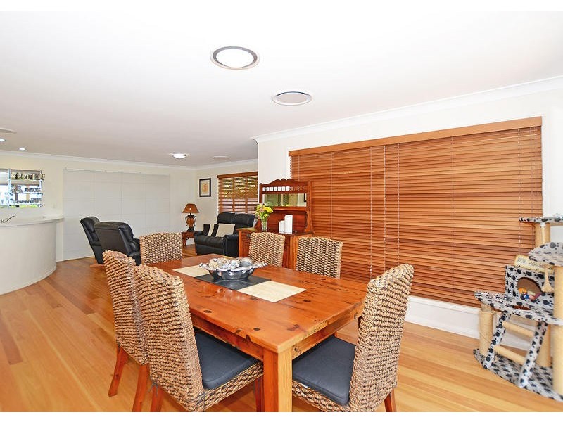 3 Balmoral Ct, Urraween QLD 4655