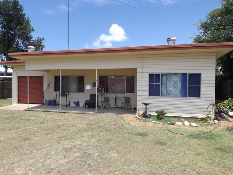 534 Esplanade, Urangan QLD 4655