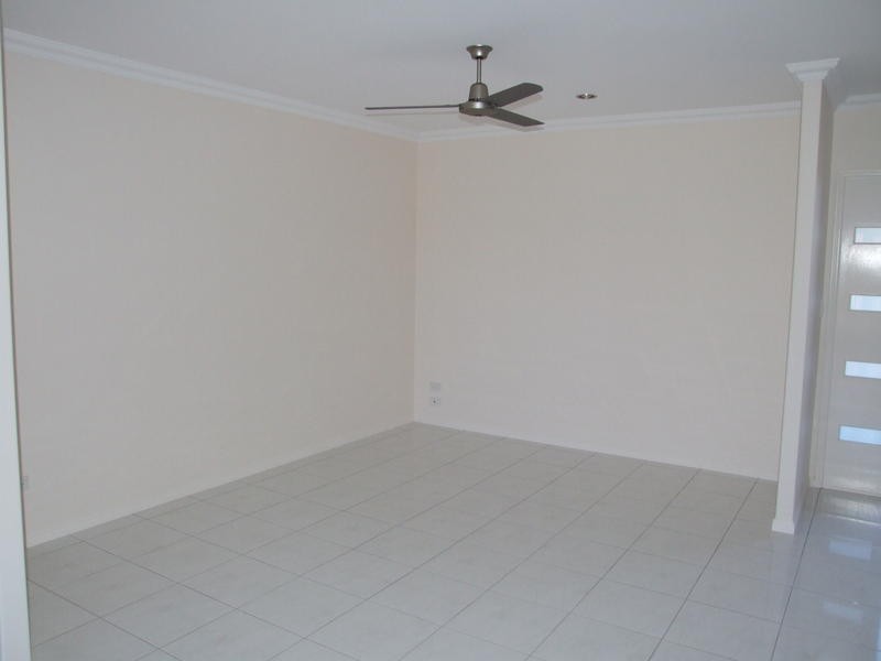 24 Bounty Cct, Eli Waters QLD 4655