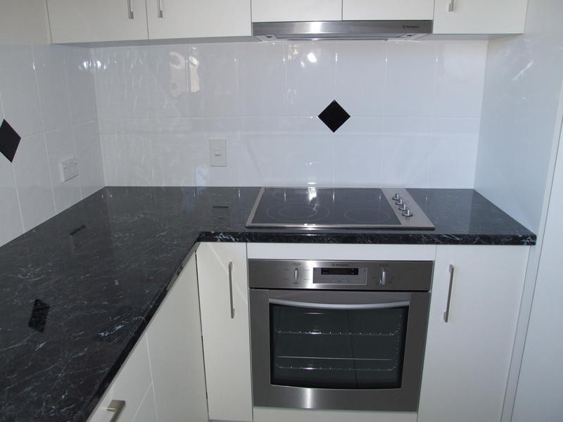 24 Bounty Cct, Eli Waters QLD 4655