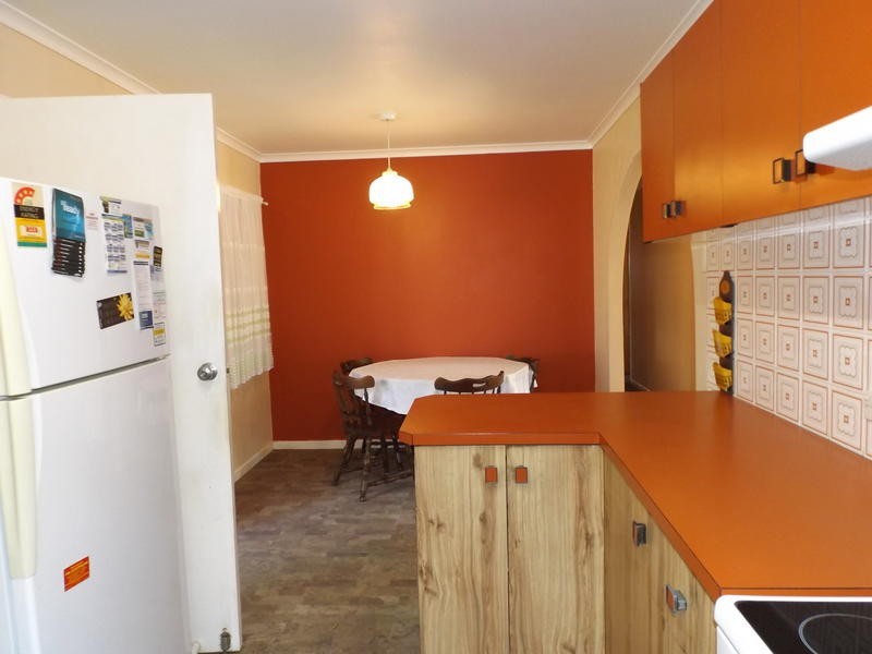 15 Clarke St, Pialba QLD 4655
