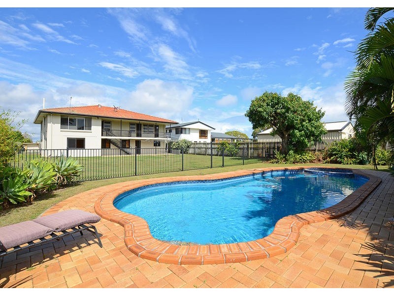 148 Long St, Point Vernon QLD 4655