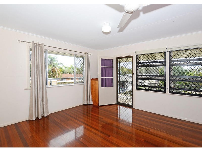 148 Long St, Point Vernon QLD 4655