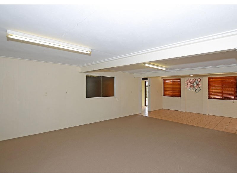 148 Long St, Point Vernon QLD 4655