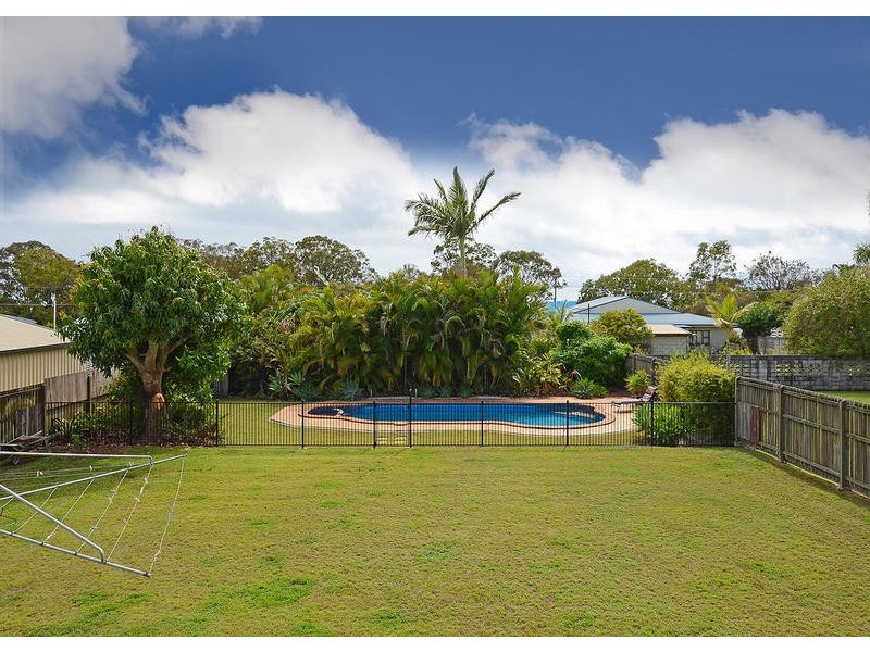 148 Long St, Point Vernon QLD 4655