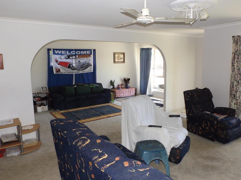 31 Wedge St, Urraween QLD 4655