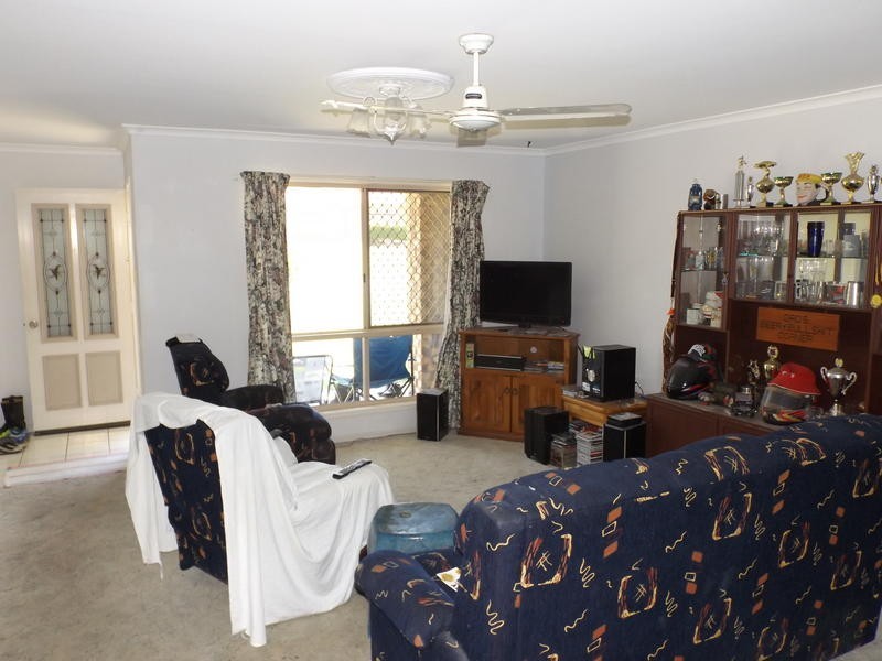 31 Wedge St, Urraween QLD 4655
