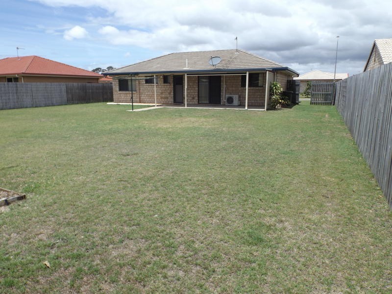 27 Gunsynd Way, Point Vernon QLD 4655