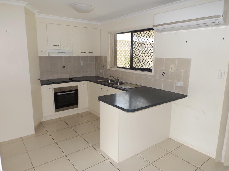 27 Gunsynd Way, Point Vernon QLD 4655