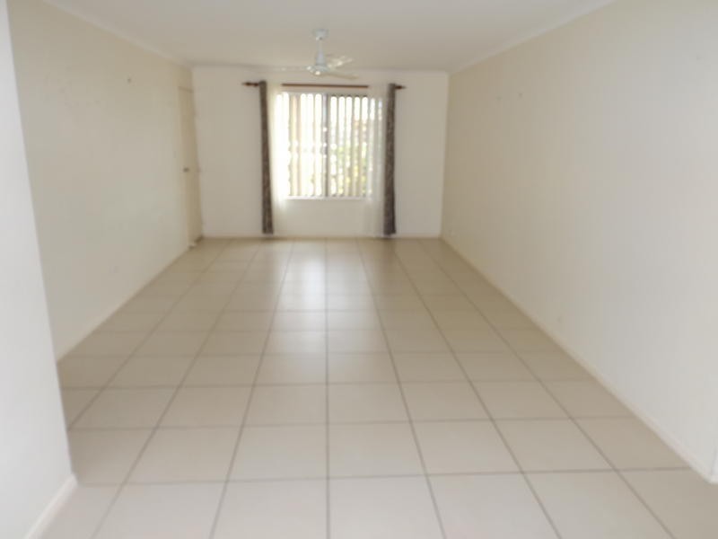 27 Gunsynd Way, Point Vernon QLD 4655