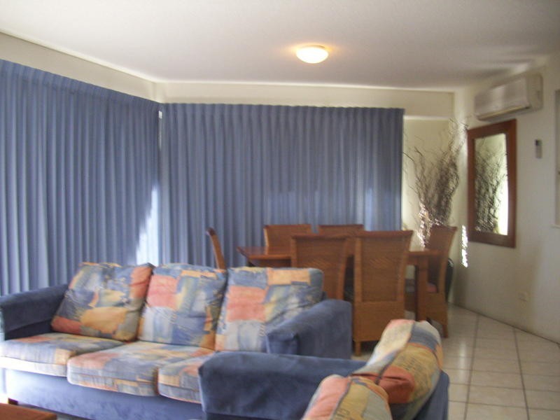 175 Buccaneer Drive, Urangan QLD 4655