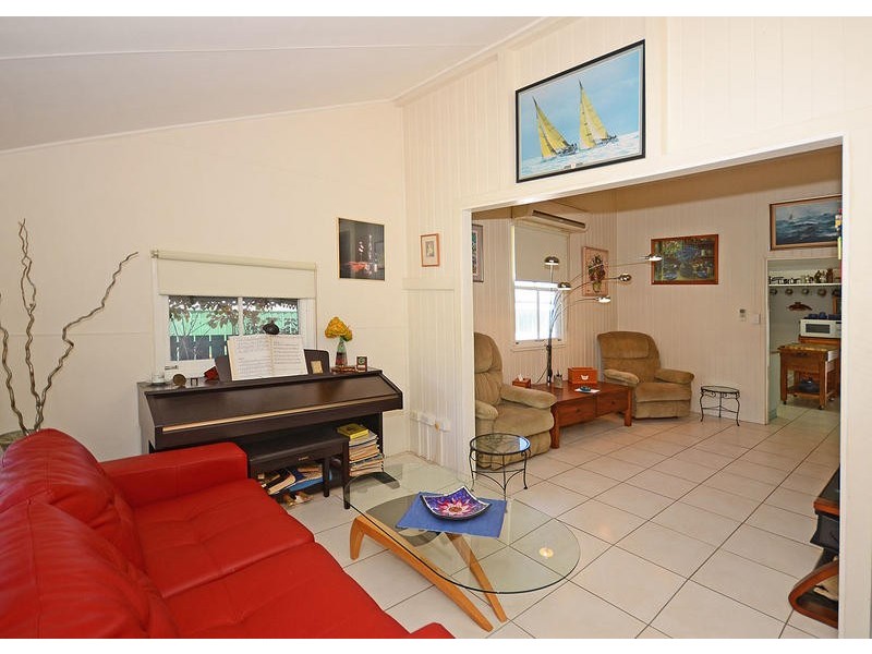 1/18 Scarborough Street, Scarness QLD 4655