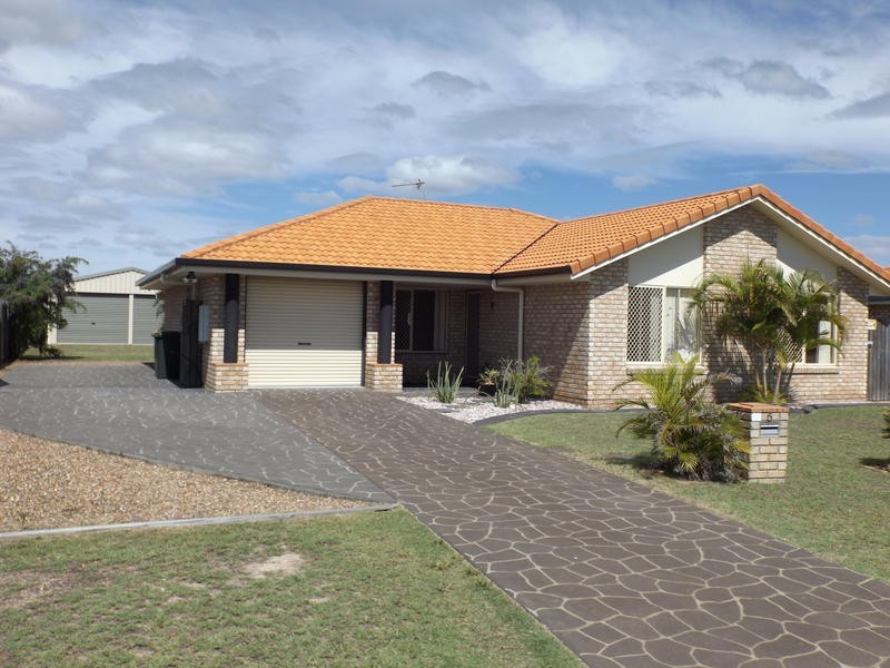 6 Kestrel Court, Eli Waters QLD 4655