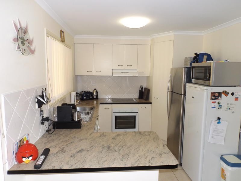 6 Kestrel Court, Eli Waters QLD 4655