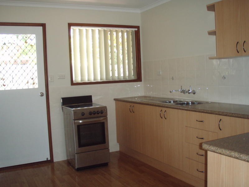 1/30 Banksia Street, Point Vernon QLD 4655